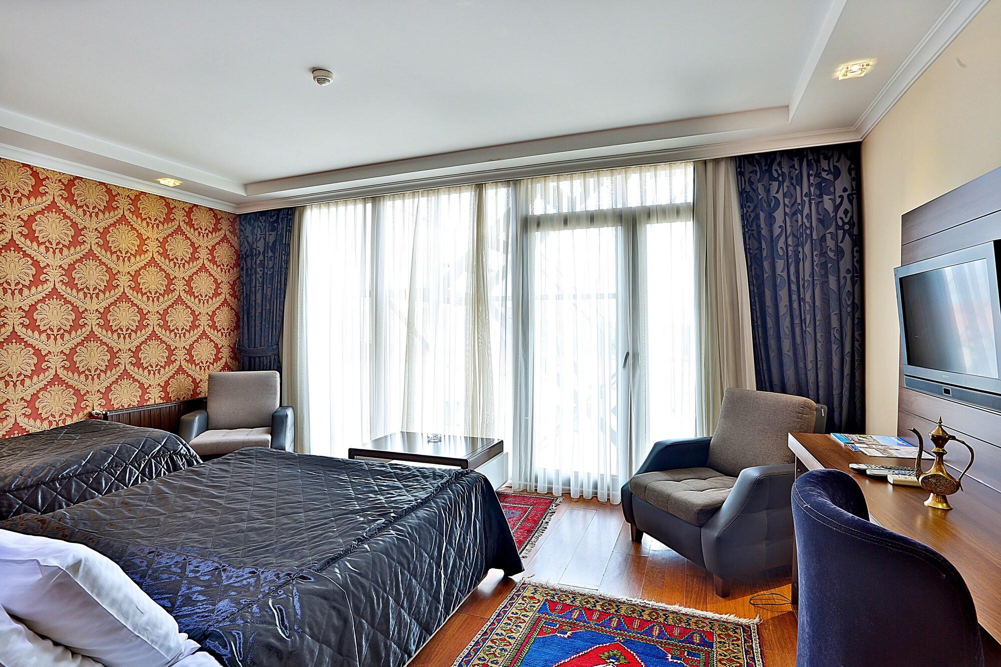 The Istanbul Hotel Esterno foto