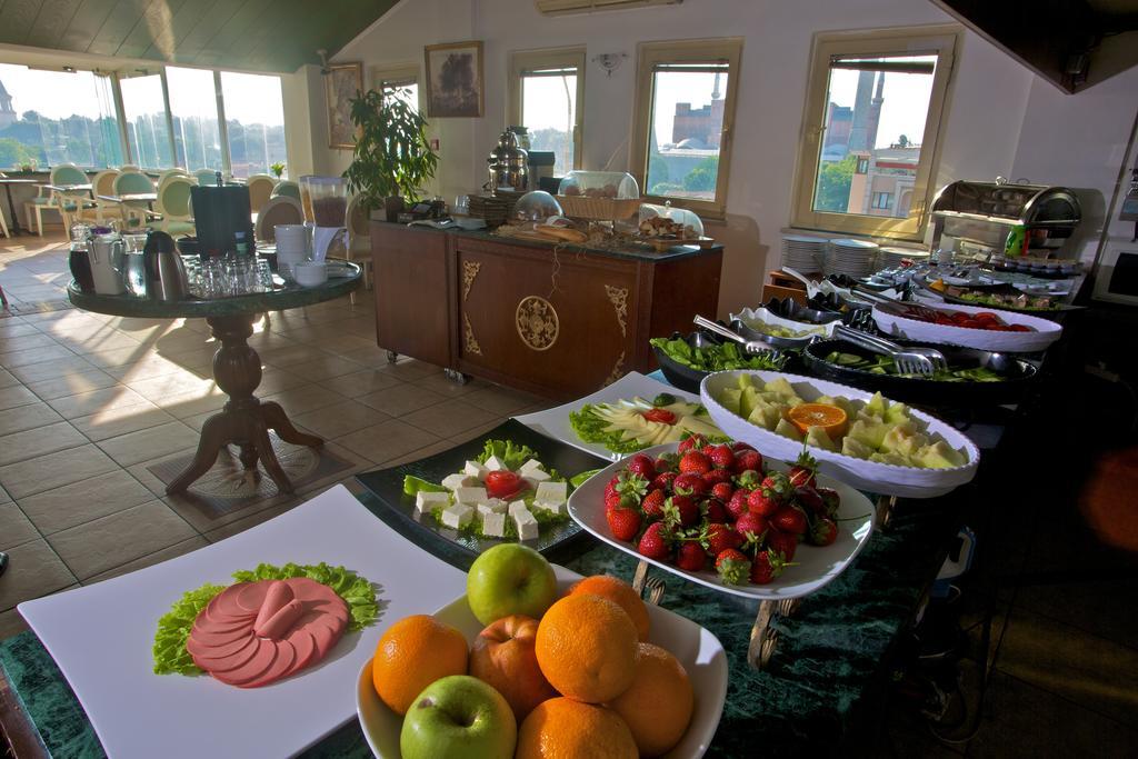 The Istanbul Hotel Esterno foto