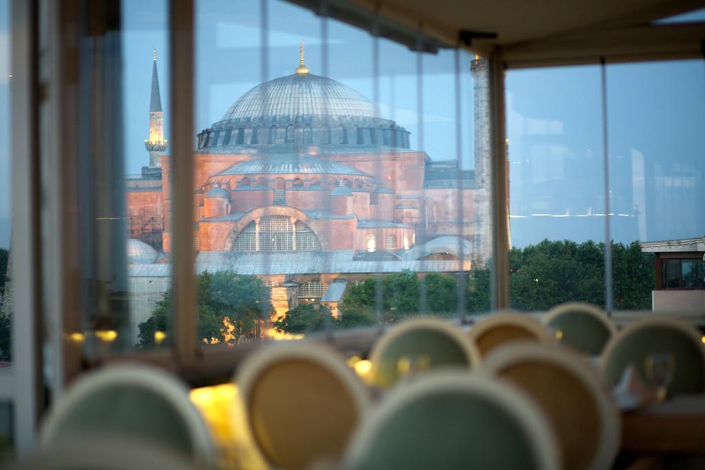The Istanbul Hotel Esterno foto