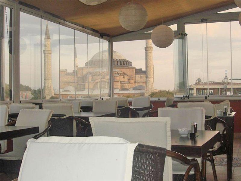 The Istanbul Hotel Esterno foto