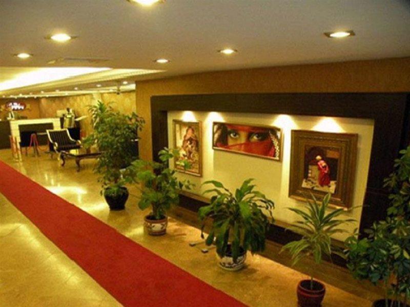The Istanbul Hotel Esterno foto